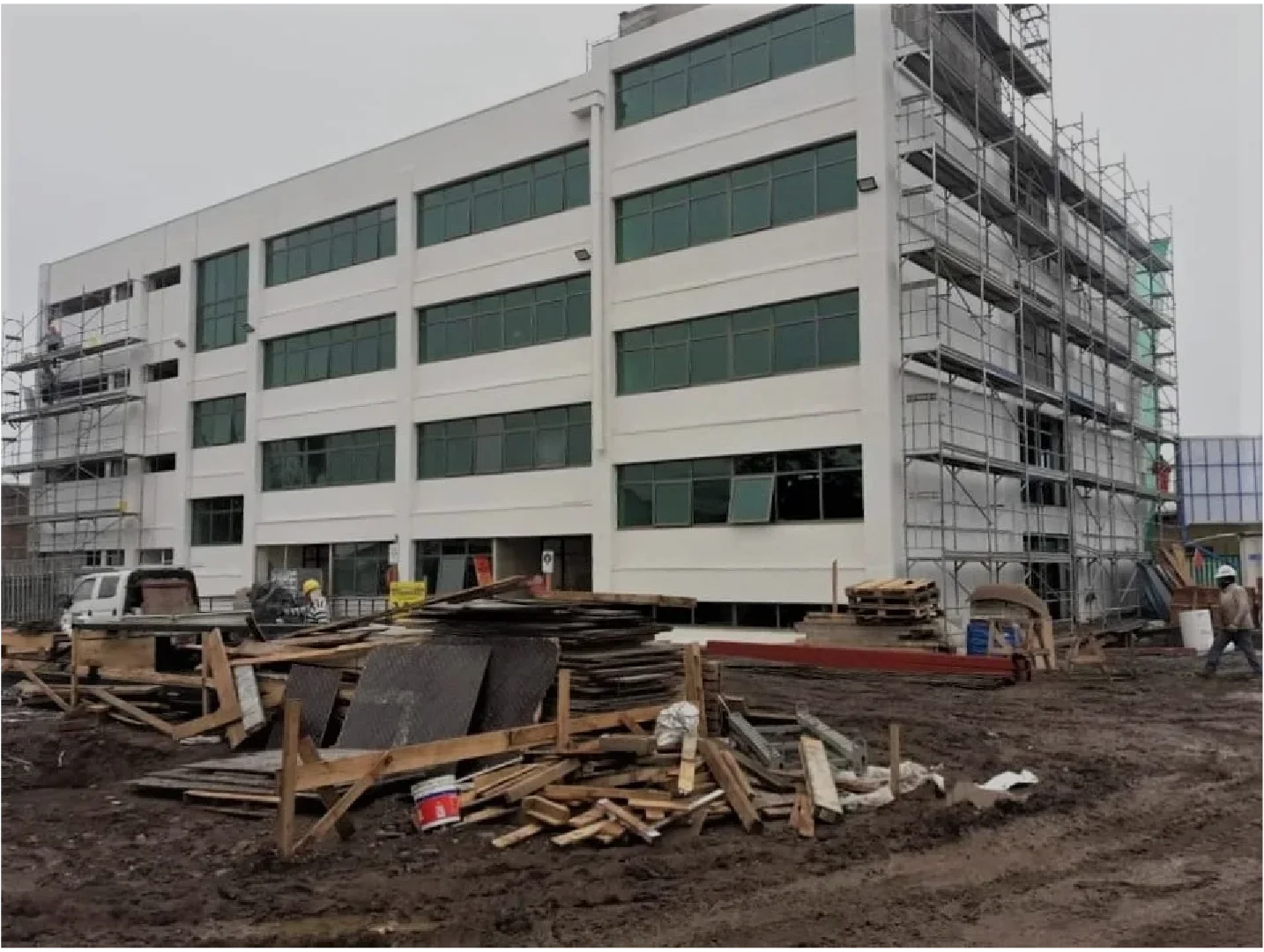 Obra Civil y Obras Civiles Industriales en Terreno - Cumbre SpA
